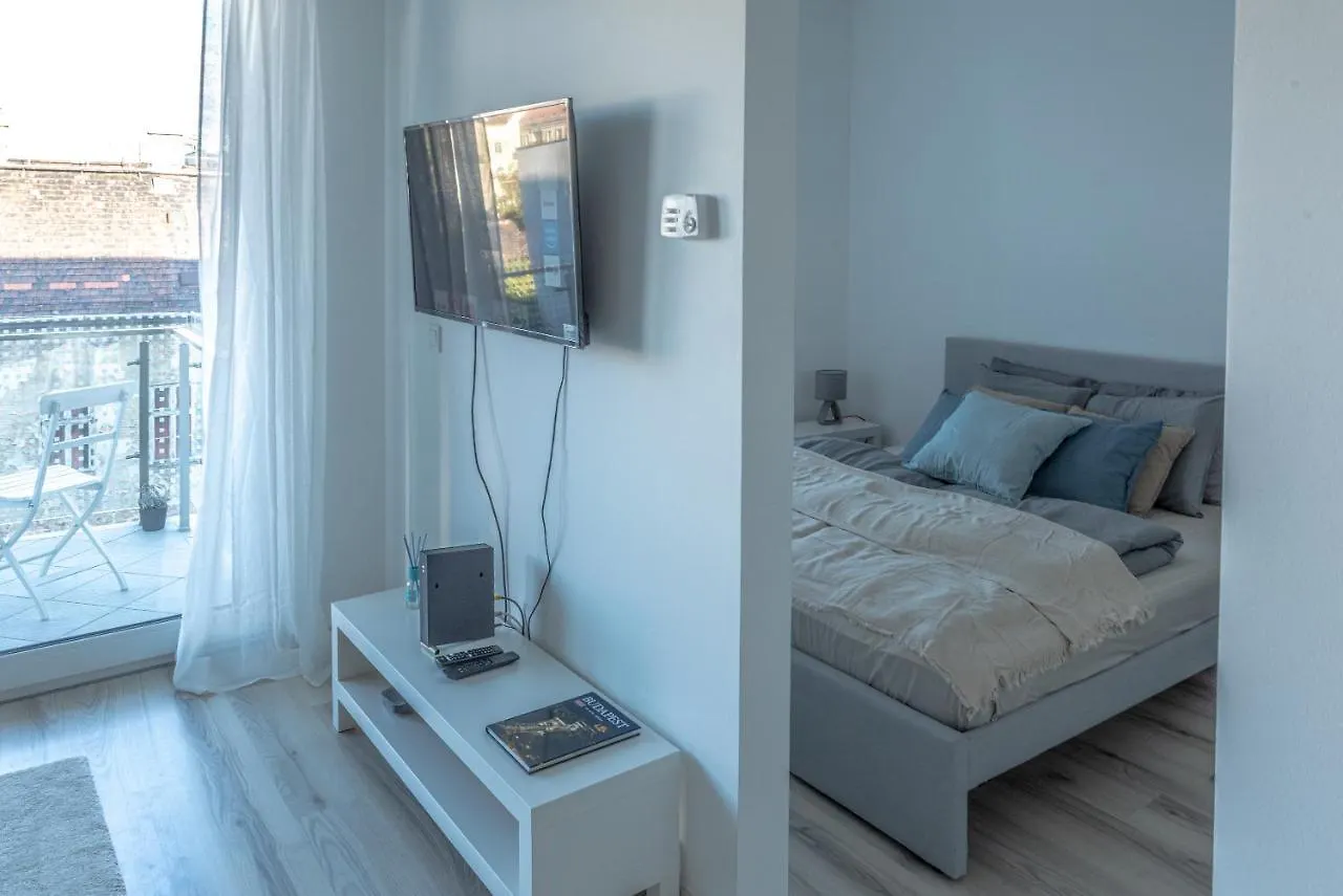 Dob36 Apartment With Free Private Parking And Balcony Budapest Hungary