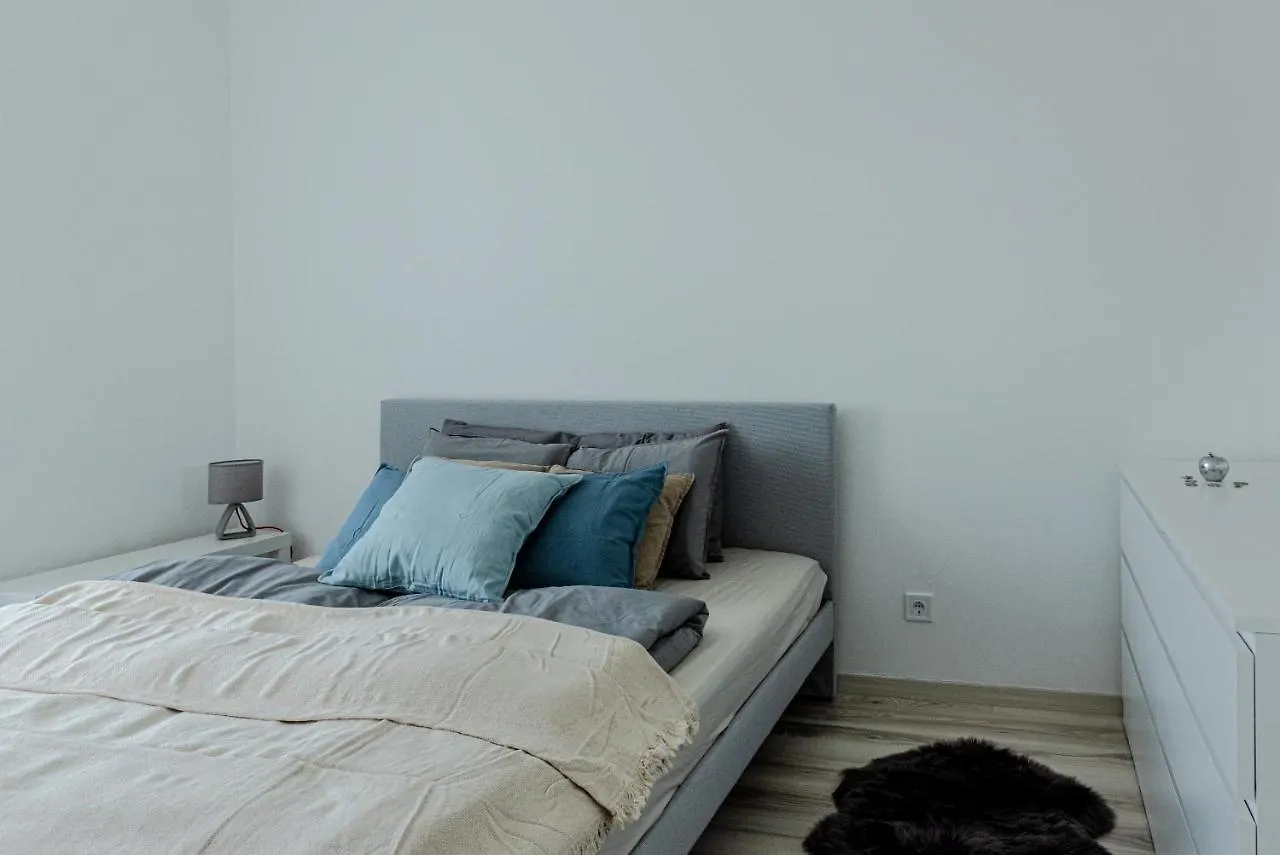 Dob36 Apartment With Free Private Parking And Balcony Budapest