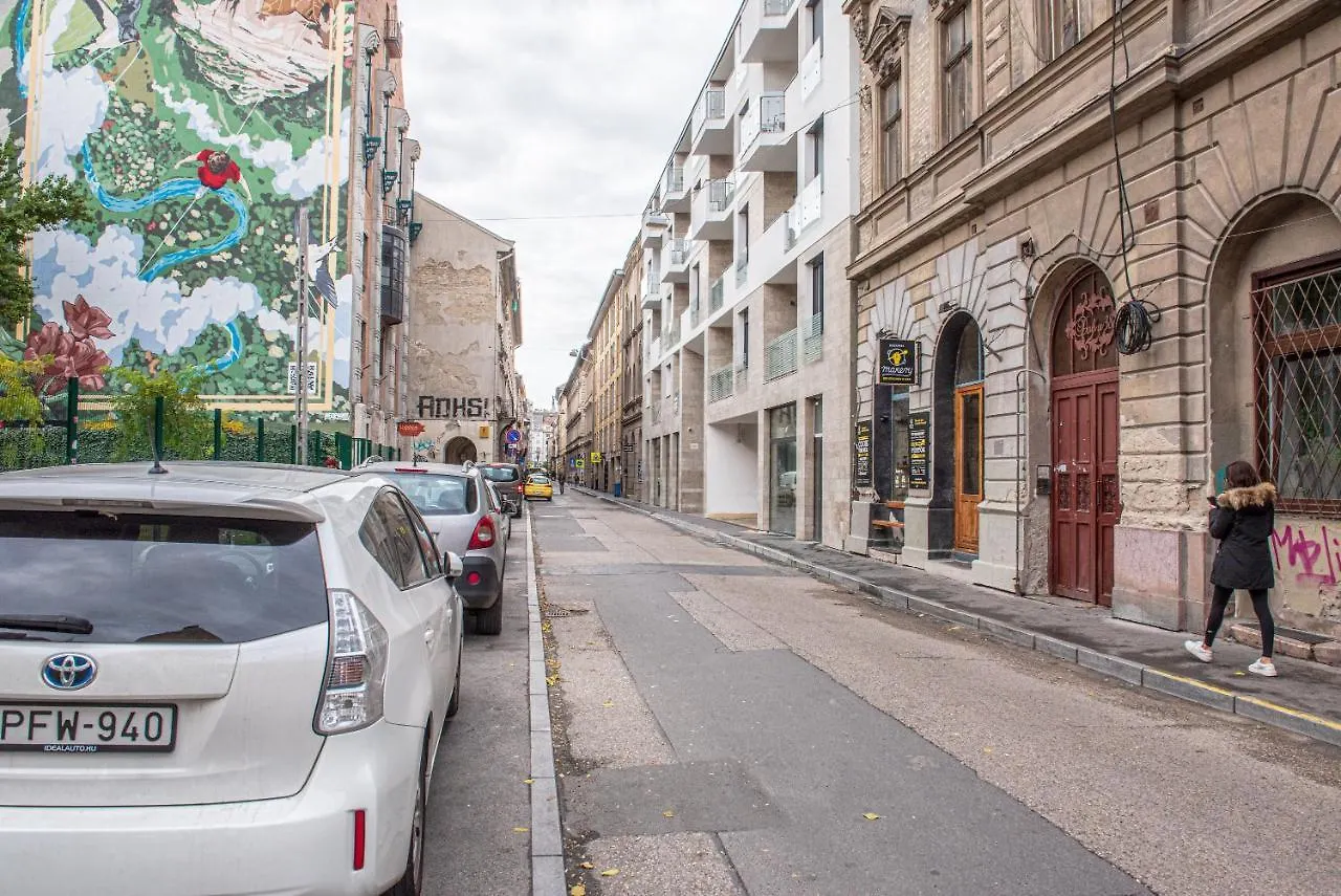 Dob36 Apartment With Free Private Parking And Balcony Budapeszt