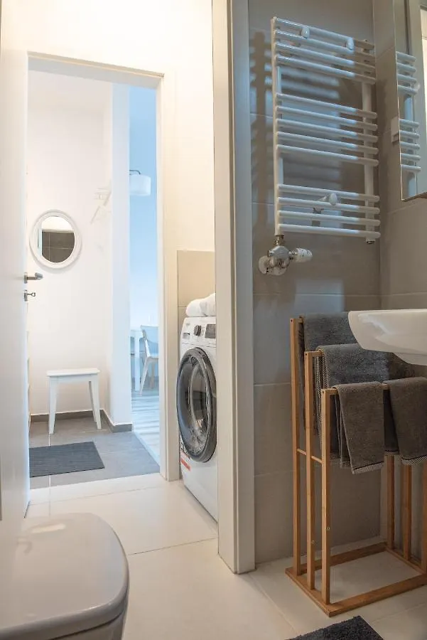 Dob36 Apartment With Free Private Parking And Balcony Budapest 0*,  Hungría